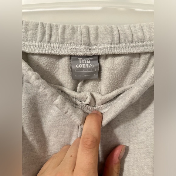 Tna Cozy AF Fleece Jogger Sweatpants, Light Grey, Women’s Size L - Picture 2 of 2
